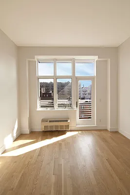 Rented by City View Living | media 54