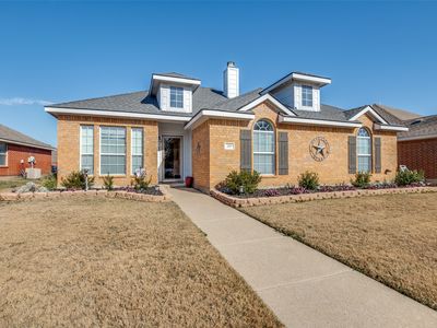 219 Garden Valley Ln, Red Oak, TX, 75154