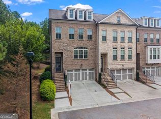 1402 Wisteria Wall Dr, Suwanee, GA 30024