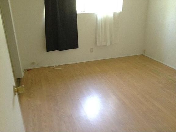 5th image of 1741 Buchanan Dr