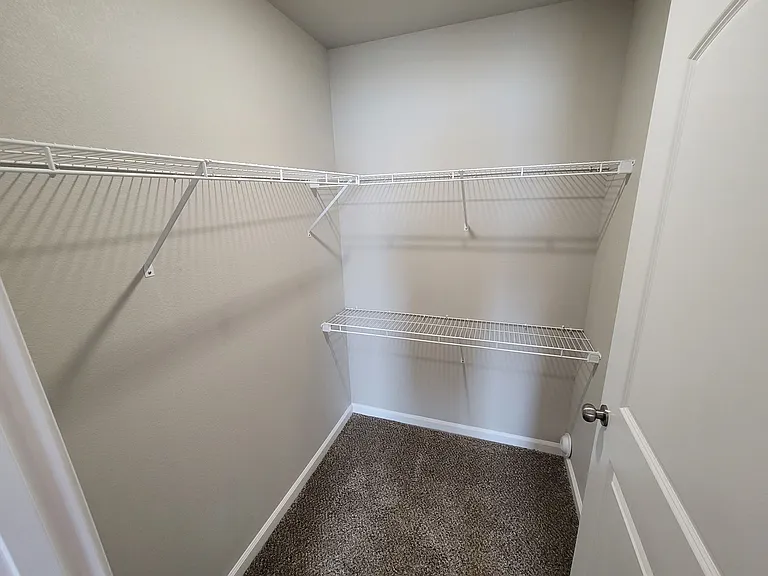 100 Whispering Meadows Dr — Photo 22