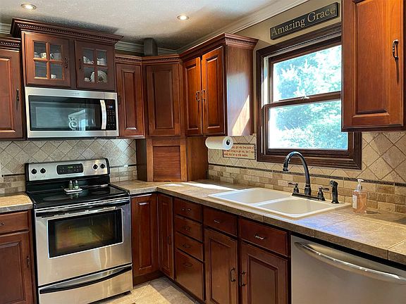 5th image of 7178 State Road 58 E