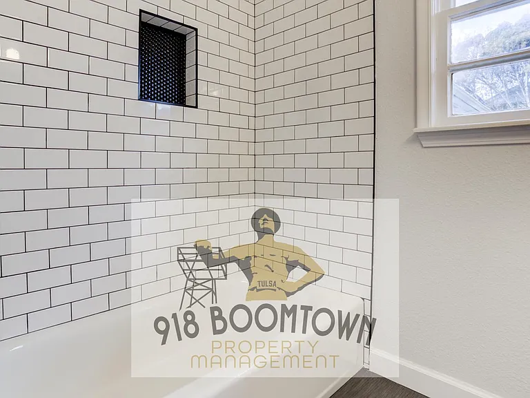 4819 E 37th Pl — Photo 18