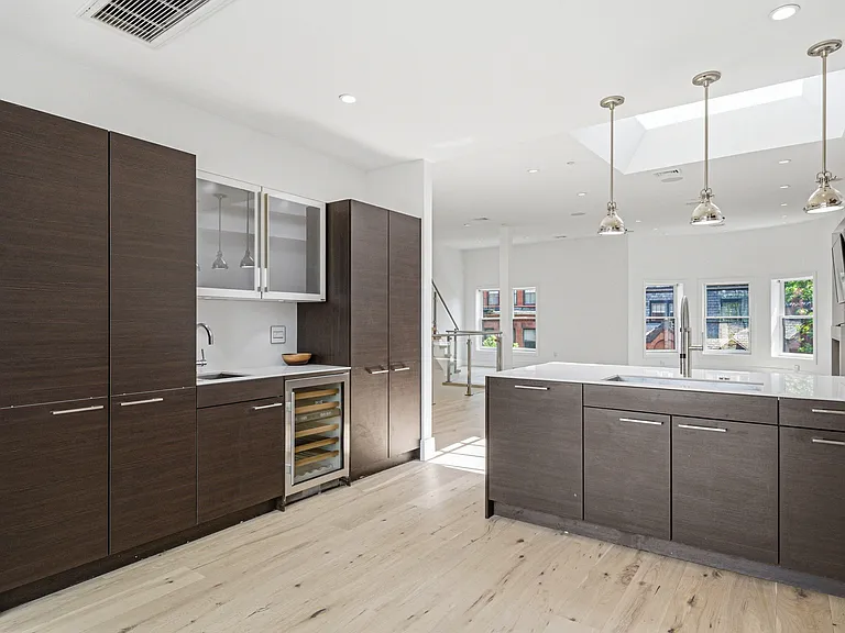431 Marlborough St #3 — Photo 11