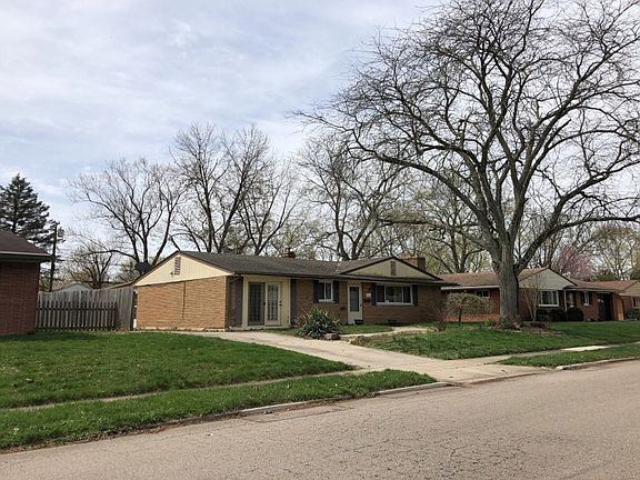 3rd image of 634 Corona Ave
