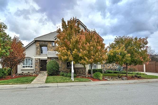 1st image of 17212 Sandalwood Way