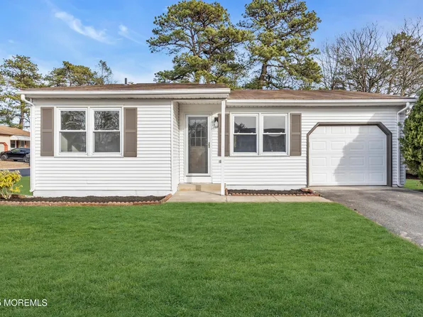 3 Hartford Road, Whiting, NJ 08759