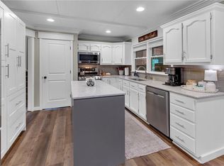 8604 Spring Valley Rd, Raytown, MO 64138