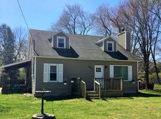465 E Sternberg Rd, Norton Shores, MI 49441