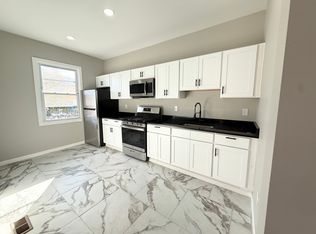 41 Howe St #1, New Haven, CT 06511