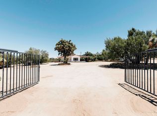 8837 Hardesty Dr, Yucca Valley, CA 92284