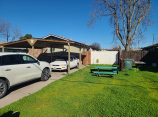 571-561 N 5th Ave, Oakdale, CA