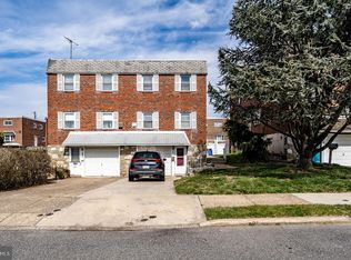 8929 Maxwell Pl, Philadelphia, PA 19152