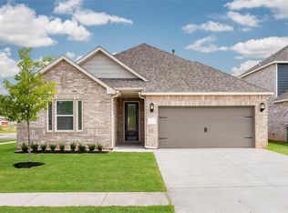 12017 SW 30th St, Yukon, OK 73099