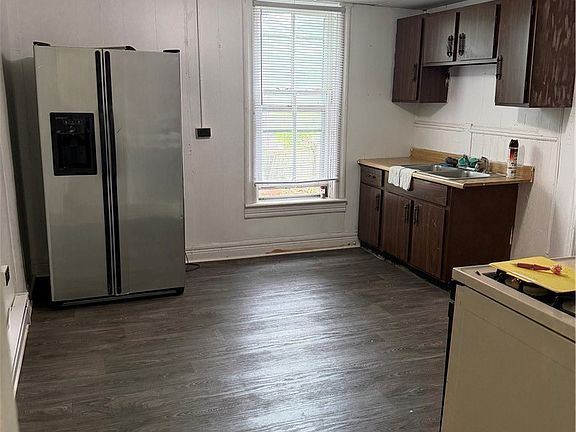 5th image of 514 Lansing St