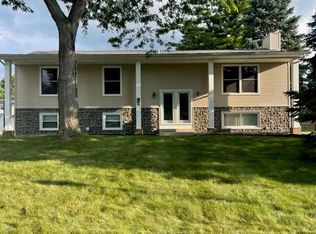 5723 Heatherbank Rd, Toledo, OH 43614