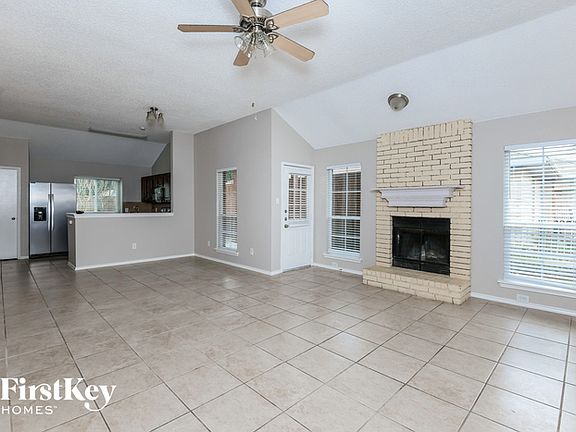 4th image of 13126 Green Valley Dr