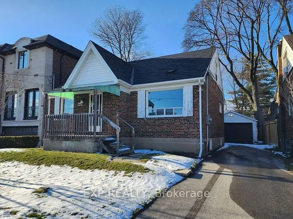 648 Glengrove Ave, Toronto, ON M6B 2J1