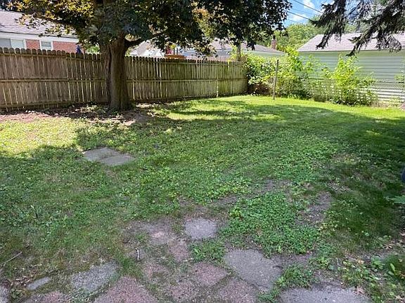 5th image of 30721 Hathaway St
