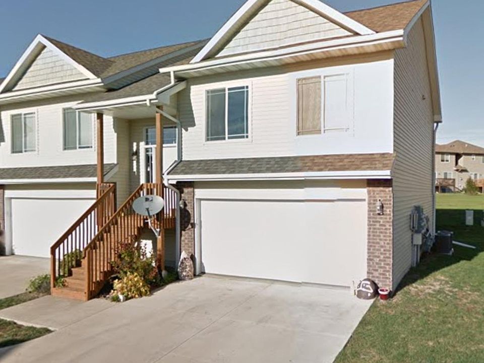 1st image of 1871 Goose Lake Cir