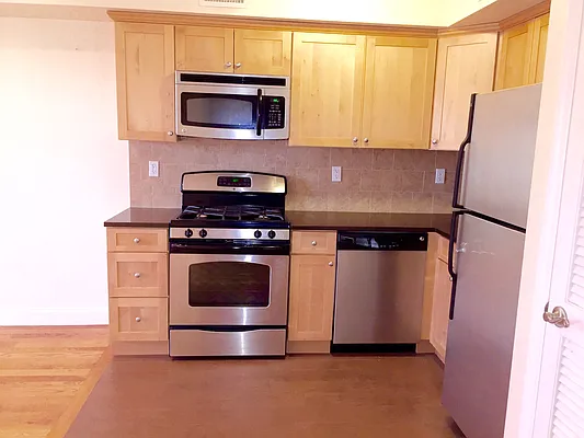 Rented by NY Space Finders Inc. | media 15