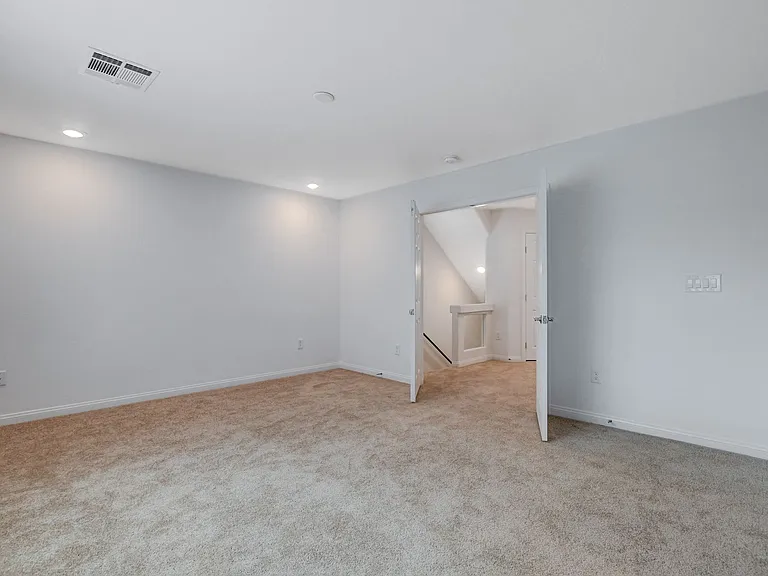 7821 Tomsburgh Ln — Photo 20