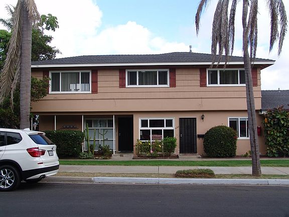 2nd image of 435 San Elijo St