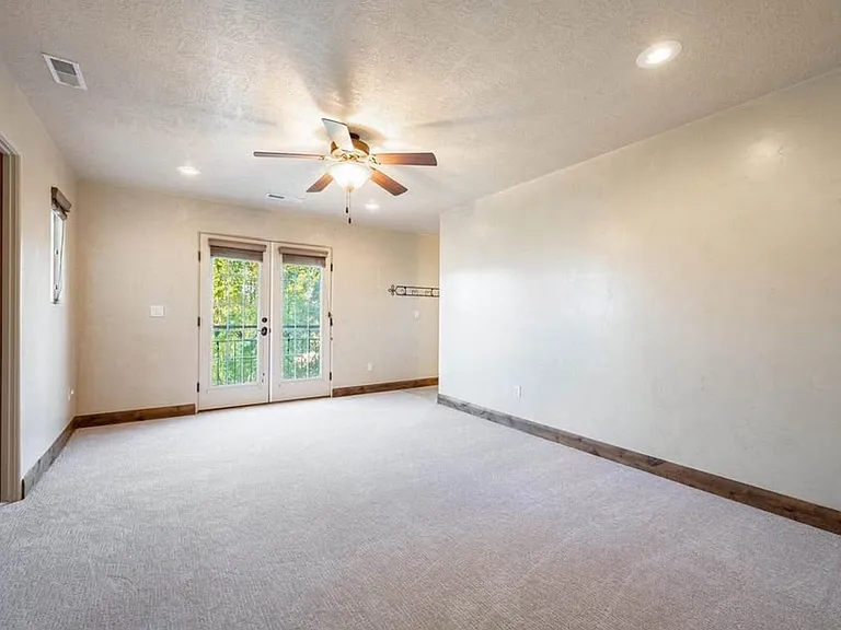 1055 W Province Way #110 — Photo 28