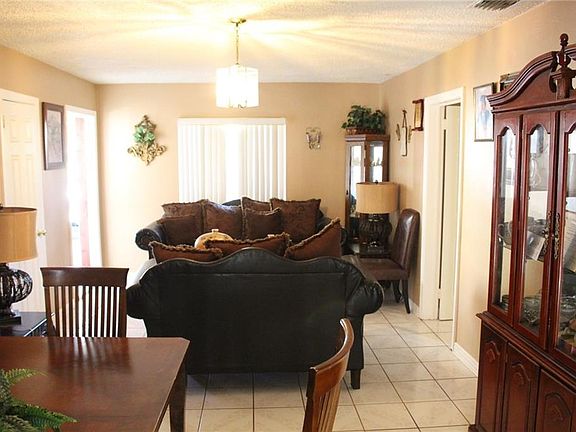 3rd image of 226 Hillside Dr