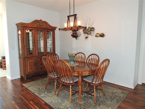 3rd image of 7908 Horned Lark Cir