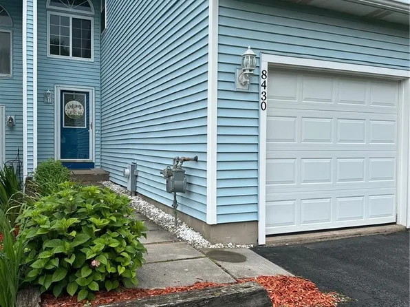 8430 Fathom Dr, Baldwinsville, NY 13027