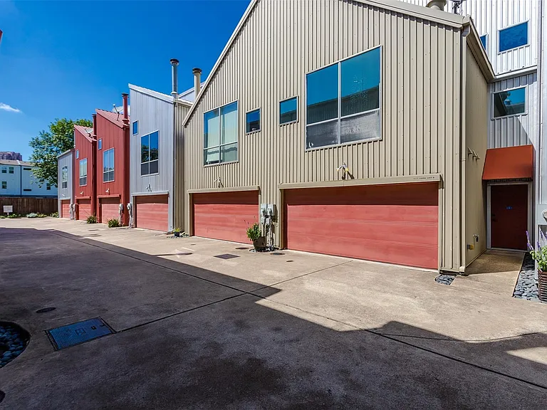 1429 Caddo St #B — Photo 1