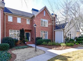 12 Paces West Dr NW #12, Atlanta, GA 30327