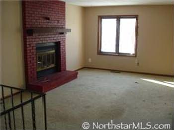 3rd image of 4542 Margaret St
