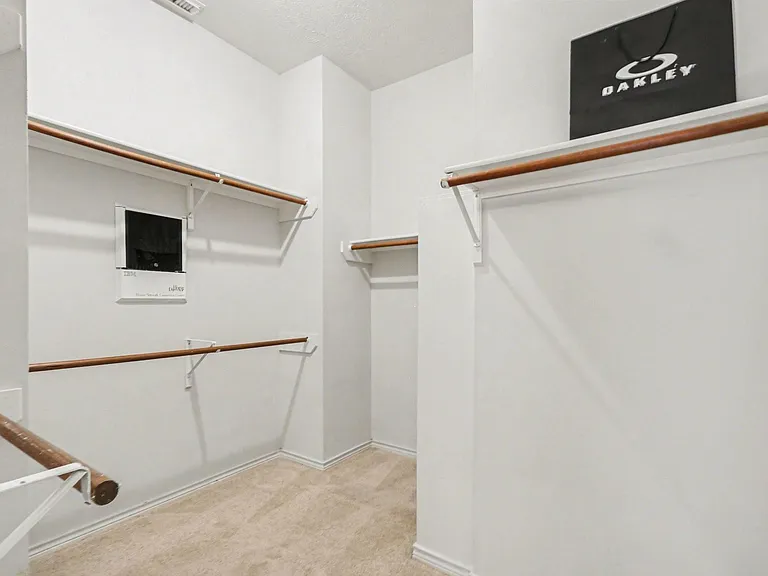 16434 Redcrest Dr — Photo 28