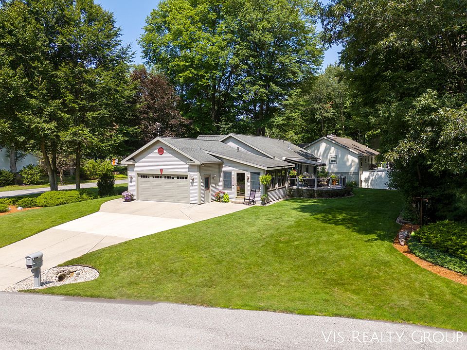 1st image of 6788 Beech Creek Ct