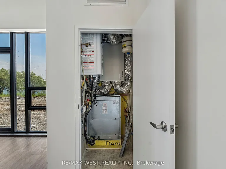 350 Prince Charles Dr S #114 — Photo 28