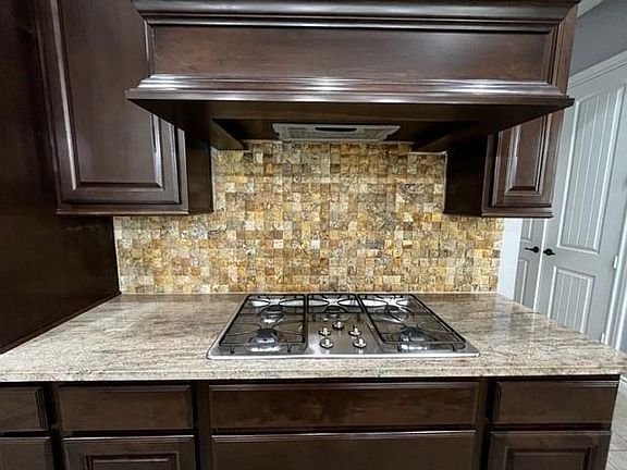 5th image of 23311 Preserve View Cir