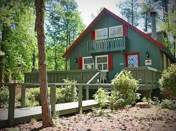 91 Chalet Cir