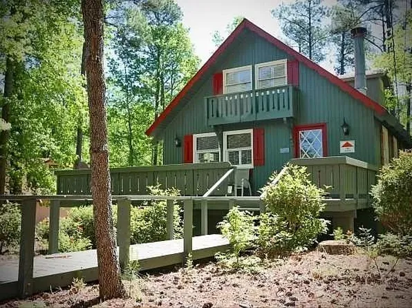91 Chalet Cir, Pine Mountain, GA 31822