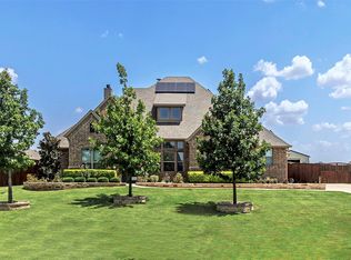620 Cross Creek Dr, Waxahachie, TX 75167