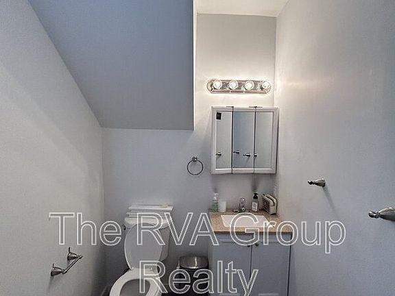 5th image of 1301 N 28th St