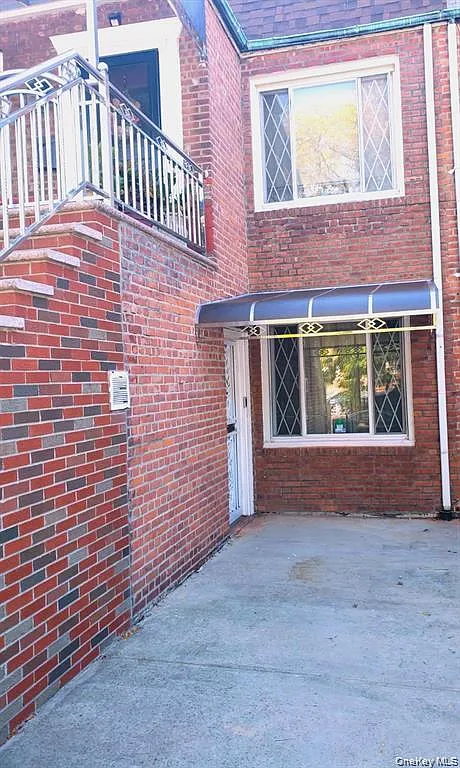 664 Remsen Avenue, New York, NY 11236 — Photo 2