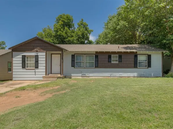 1005 Holly Ln, Midwest City, OK 73110