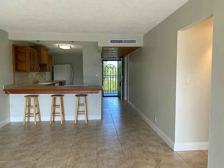 4 Royal Palm Way #308 — Photo 17