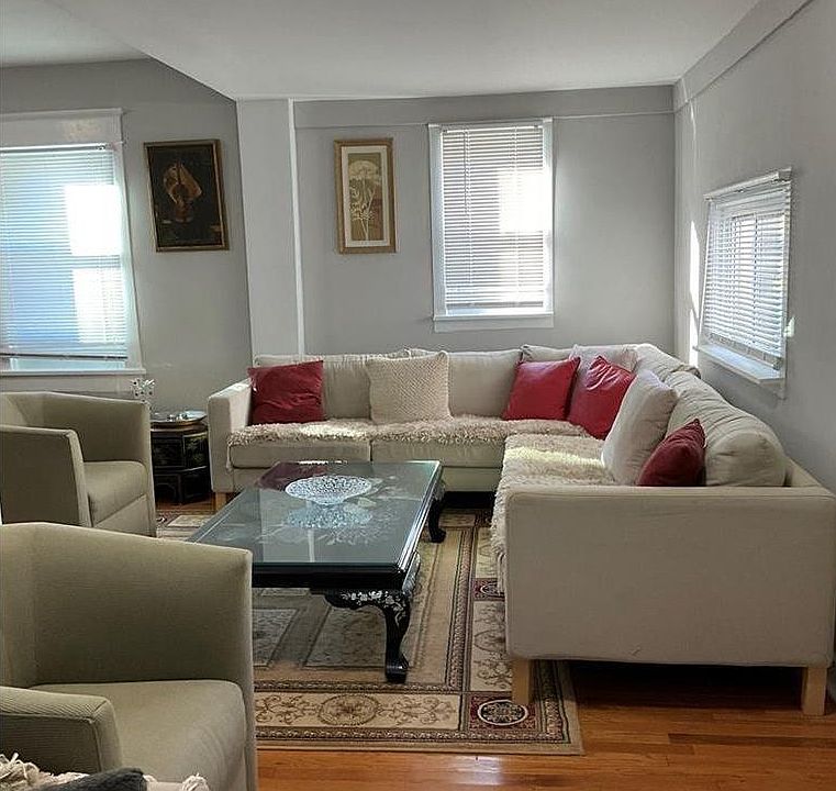 1st image of 3 Highland Ave