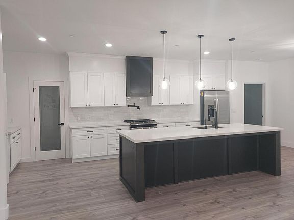 5th image of 2498 Vista Del Lago Dr