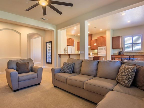 5th image of 1295 Grafton Ct