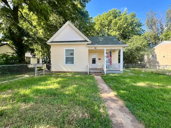 1825 W Chestnut Street, Springfield, MO 65802