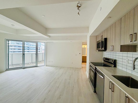 3rd image of 1010 Sandy Beach Rd #401